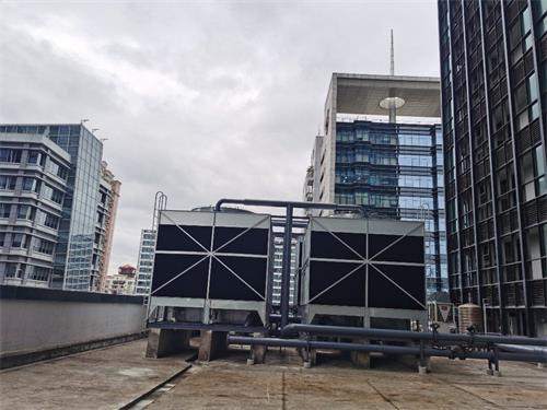 康明玻璃鋼閉式冷卻塔的好處